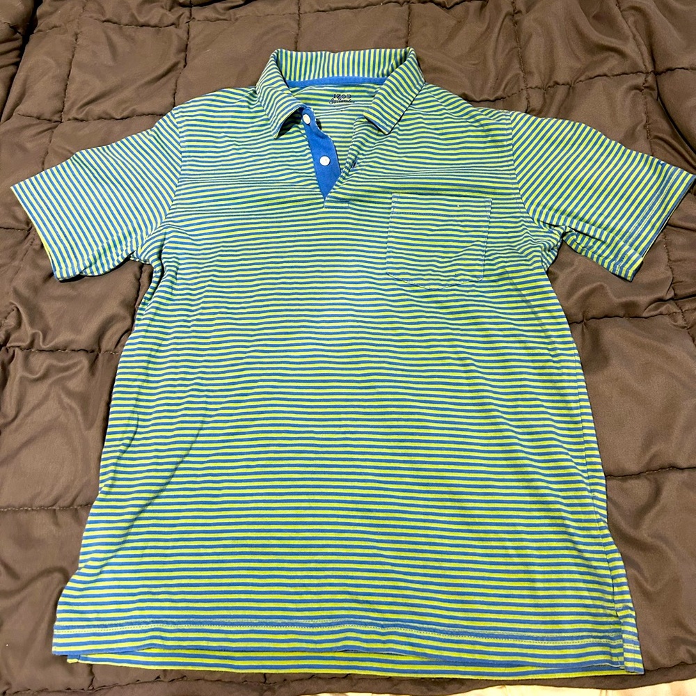 OVER 60% OFF izod saltwater shirt great for summer